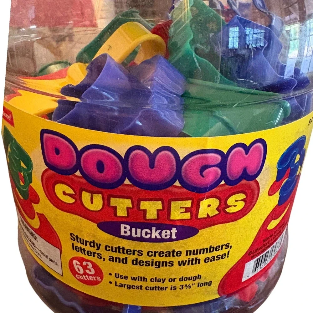 Lakeshore‎ Learning Dough Cutters Bucket 53 pieces Alphabet Numbers Shapes RA188
